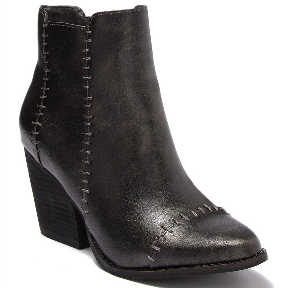 NWT Matisse “Elaine” Boots